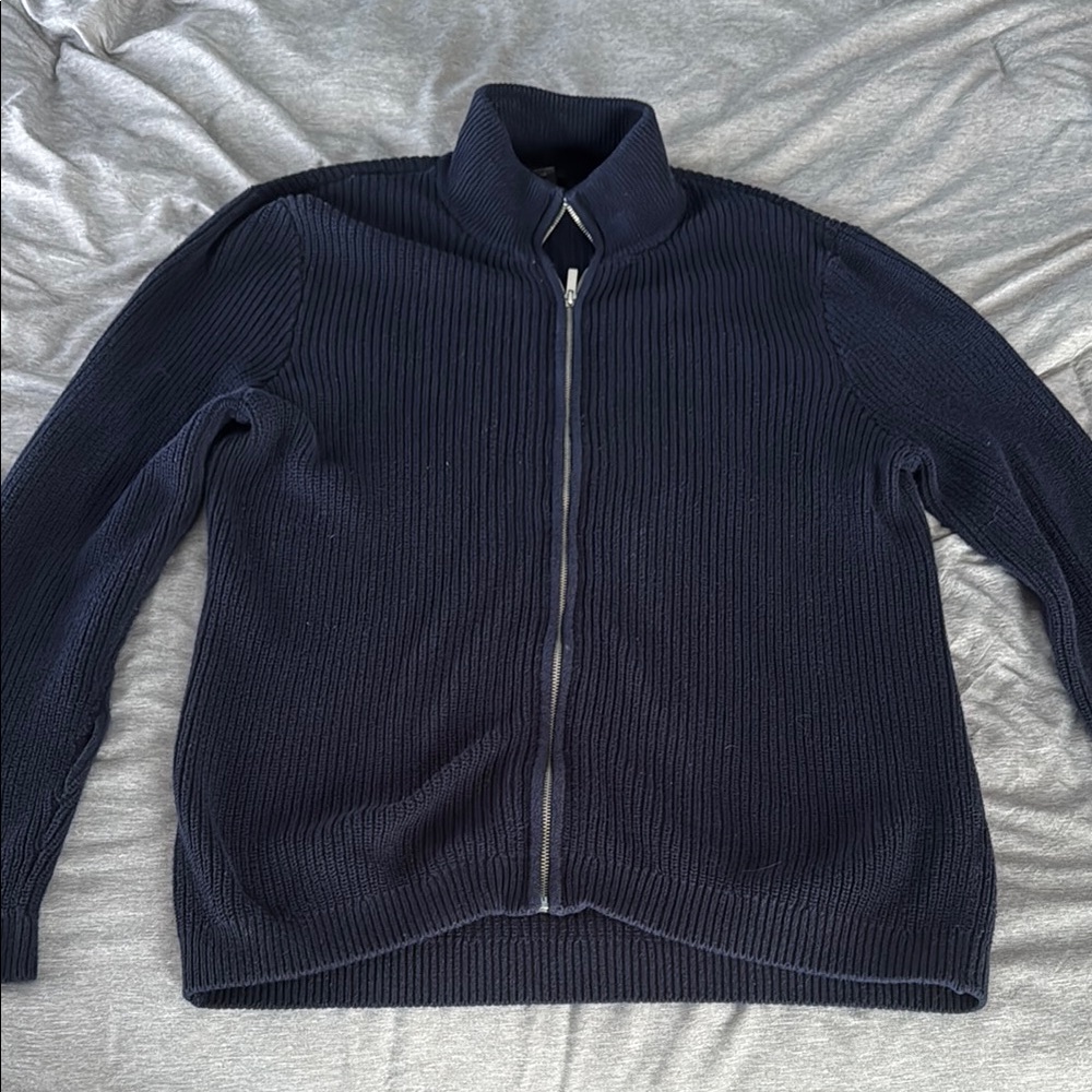 H&M Men’s Full Zip Collard Sweater
